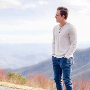 Meet your Posher, Dustin